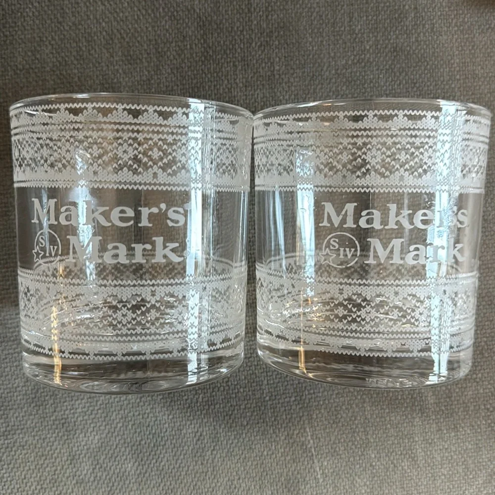 Set of 2 limited edition Marker’s Mark holiday sweater Rocks glasses!